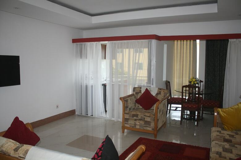 Hotel Adwoa Wangara Apartments