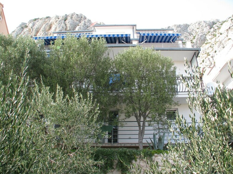 Apartments Sladojevic