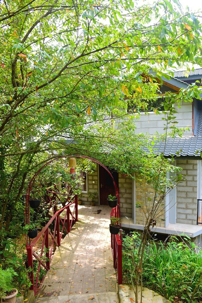 Hotel Tilsharit Green