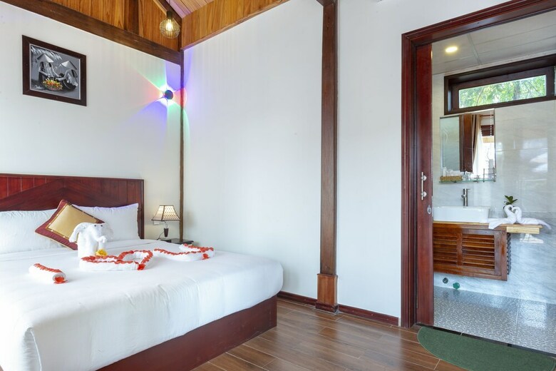 Hotel Ha My Beachside Villa Hoian