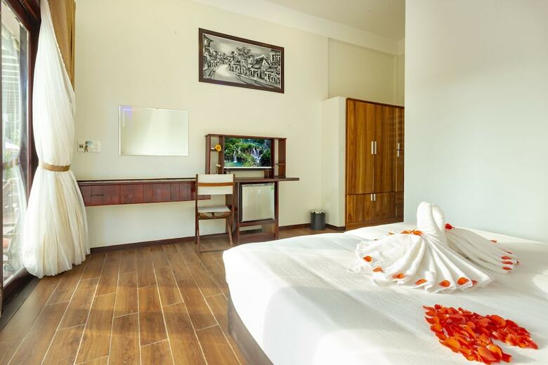 Hotel Ha My Beachside Villa Hoian