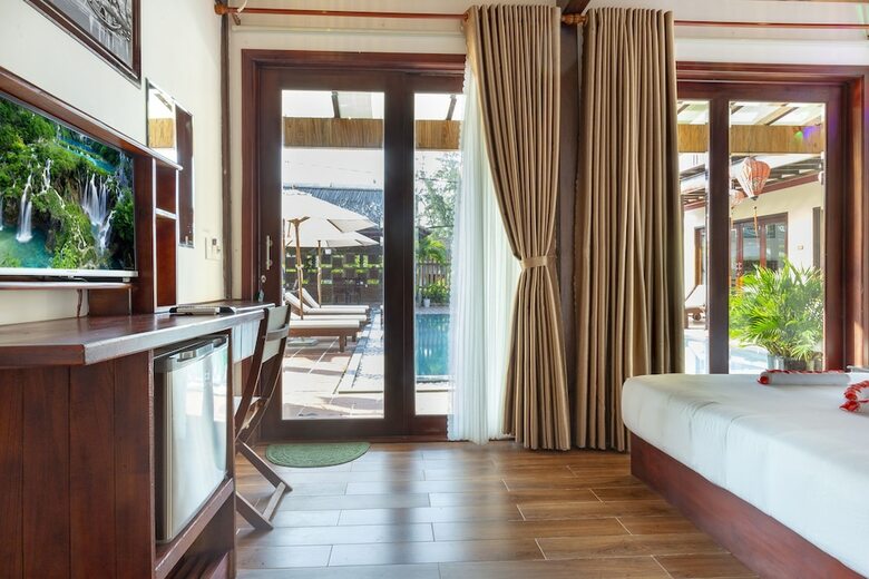 Hotel Ha My Beachside Villa Hoian