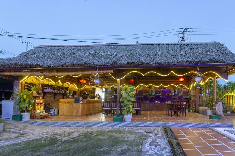 Hotel Ha My Beachside Villa Hoian