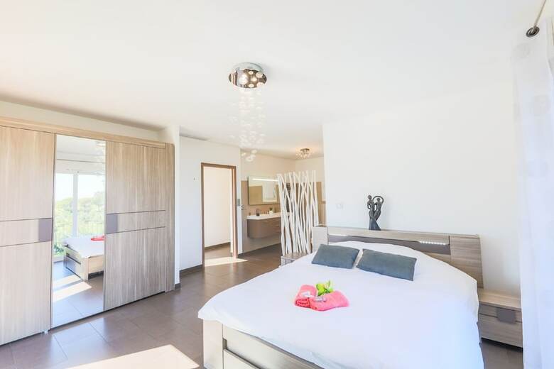 Villa La Corniche D'argent Vi4136 By Riviera Holiday Homes
