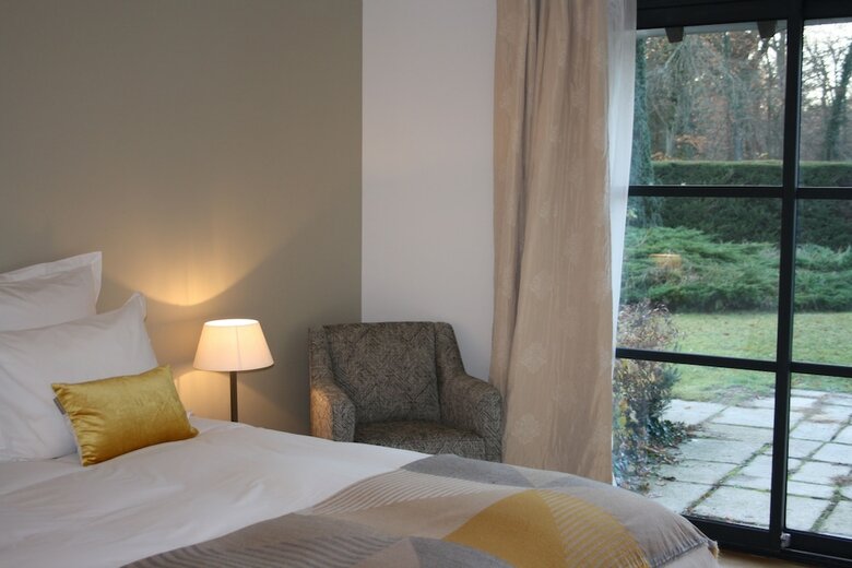 Les Enclos Bed And Breakfast