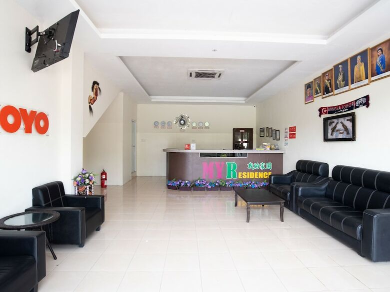 Oyo 586 My Residence Hotel