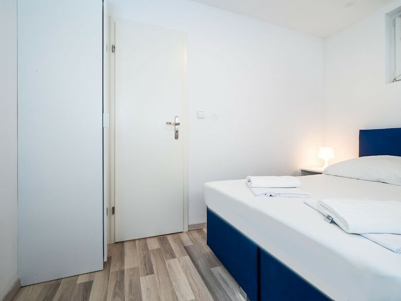 Mediteran Travel Mobile Homes Galeb Omis