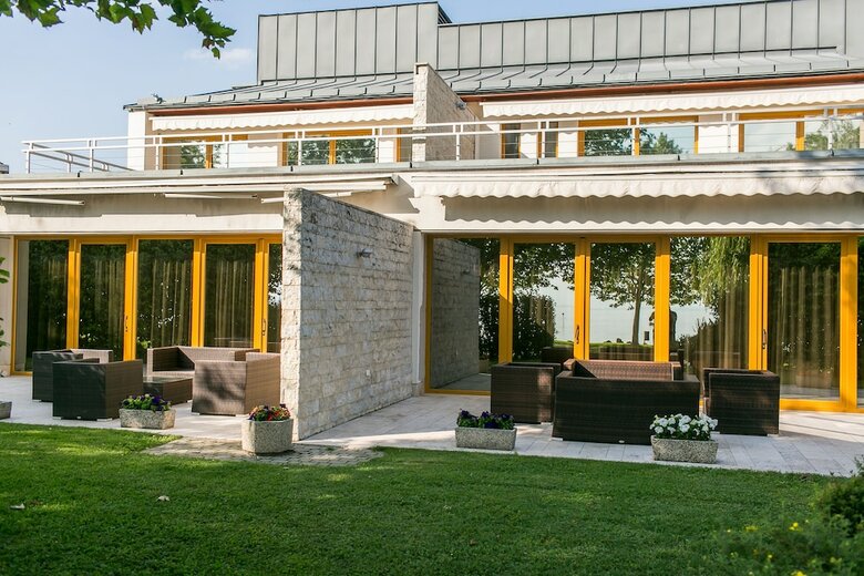 Kenese Bay Garden Resort & Conference Hotel