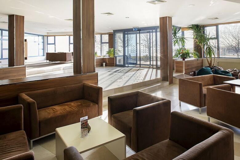 Kenese Bay Garden Resort & Conference Hotel