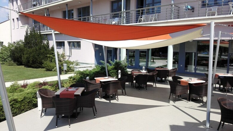 Kenese Bay Garden Resort & Conference Hotel