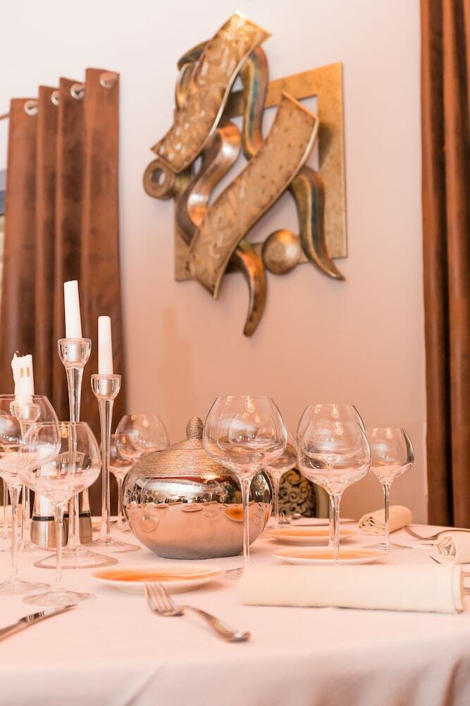 Hotel Restaurant Le Domaine Des Oliviers