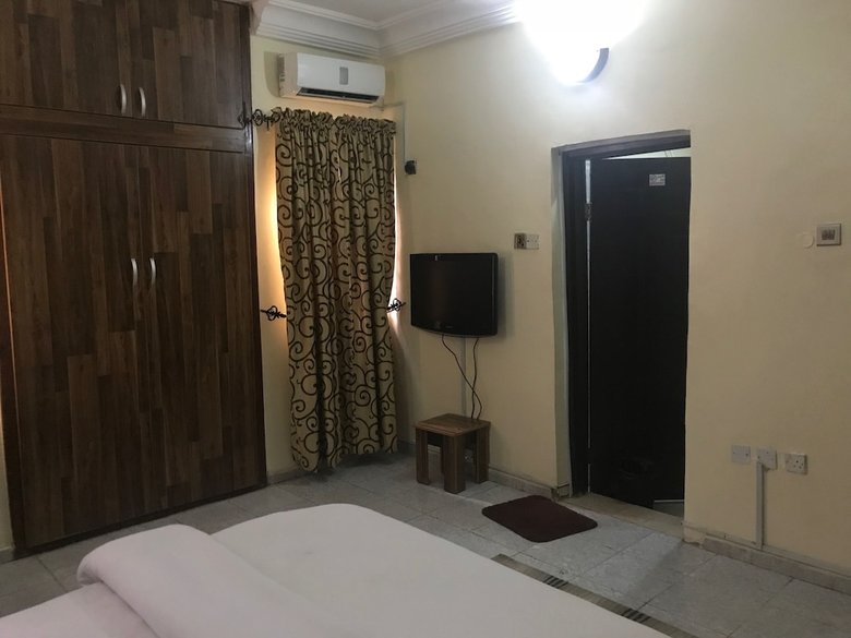 Hotel City Travels Inn