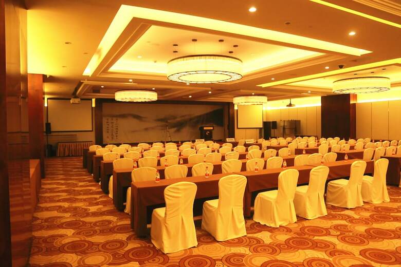 New Yallan Hotel Deqing