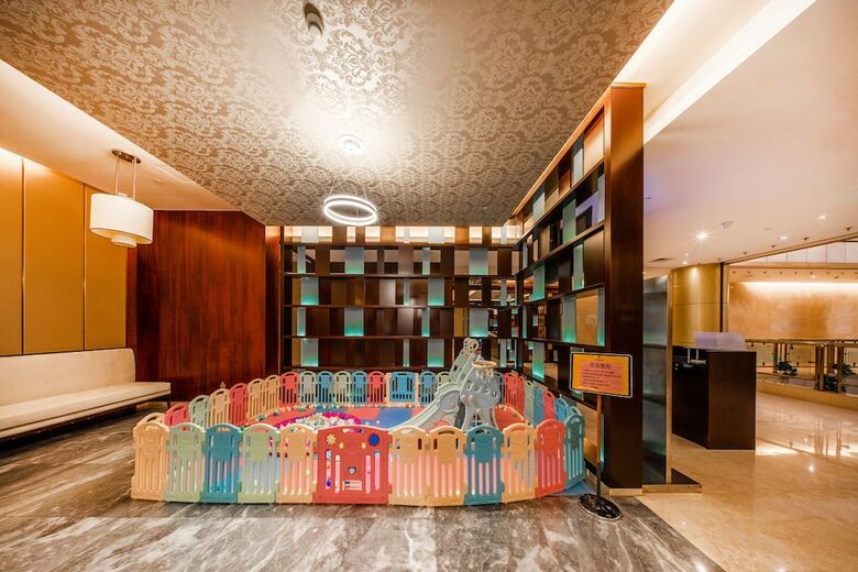 New Yallan Hotel Deqing