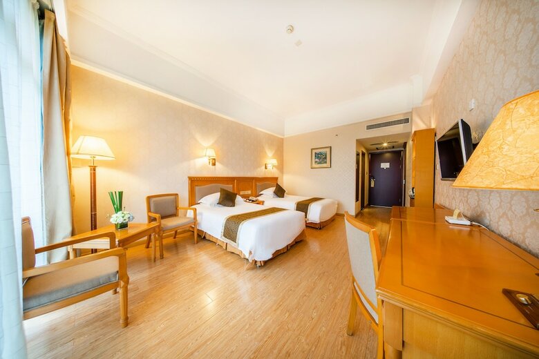 New Yallan Hotel Deqing