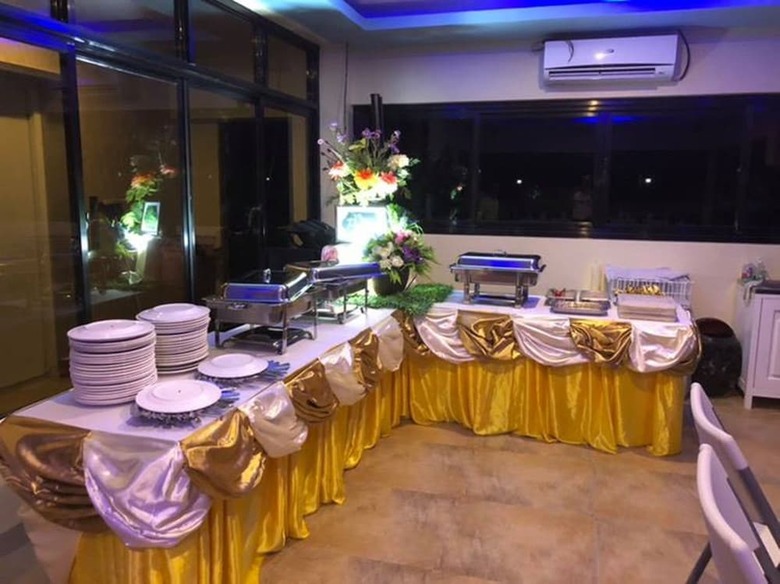 Godo's Hotel And Restaurant