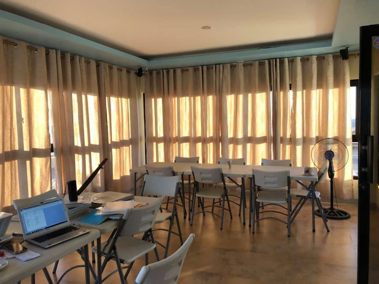 Godo's Hotel And Restaurant