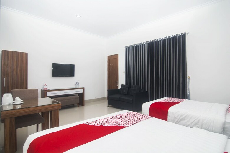Hostal Oyo 284 Wisma Jip