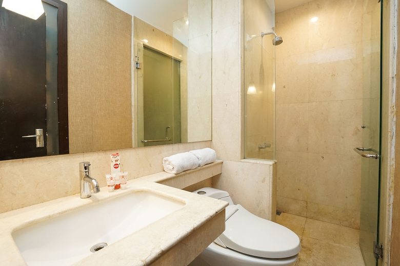 Hotel Oyo 252 Istana Permata Ngagel