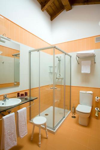 Hostal La Fonda De Bustio