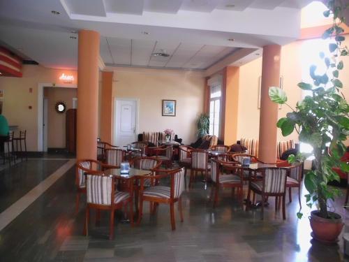 Hotel Escudo De Granada