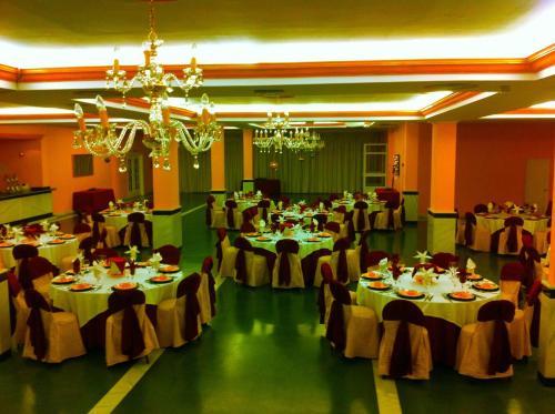 Hotel Escudo De Granada