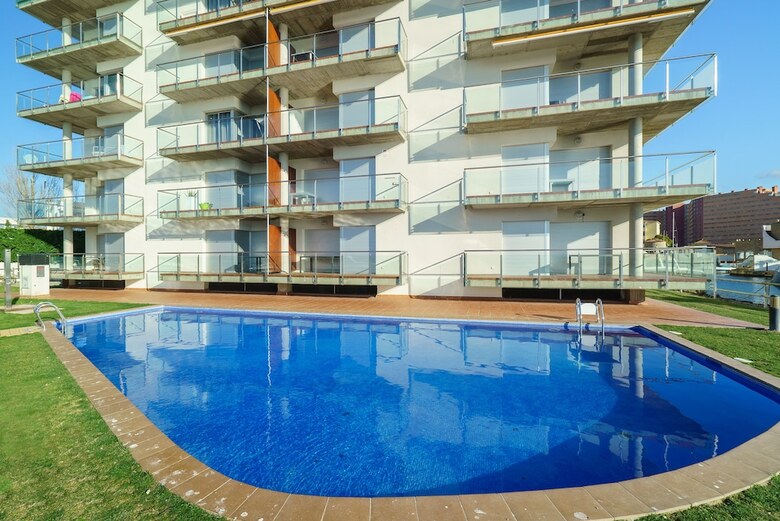 Apartamento 3305 - Les Marines Garb� 1-7