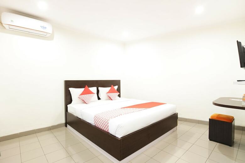 Hostal Oyo 265 Nurdiono House Kentungan