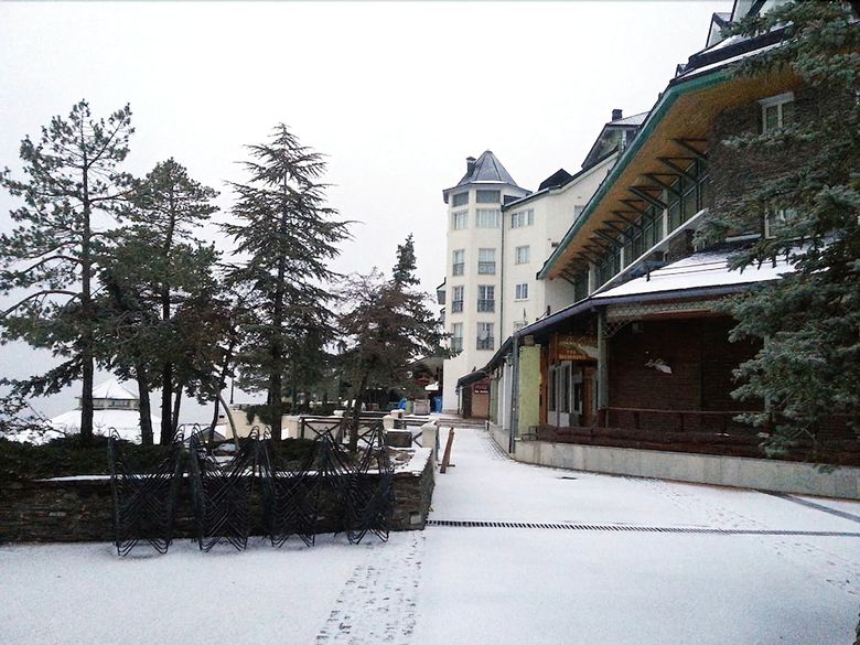 Apartamentos D�plex Pradollano 3 Dorm-8pax