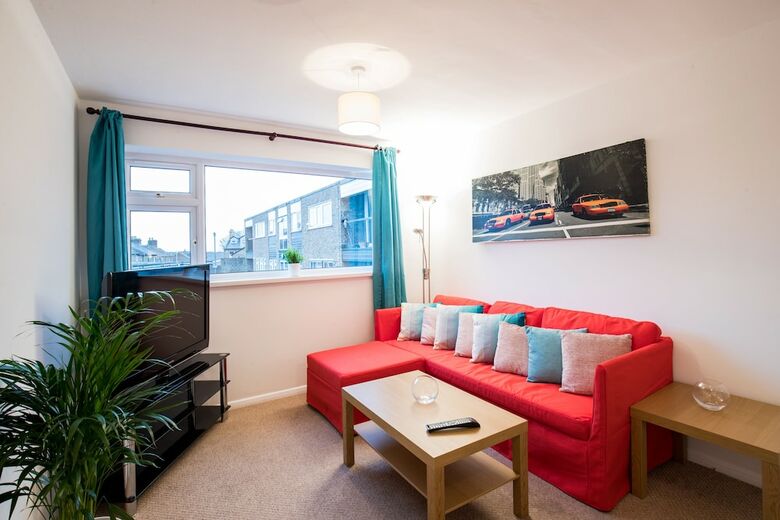 Apartamentos Apton Court