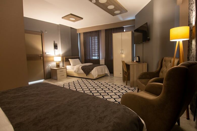 Hotel Staron Otel