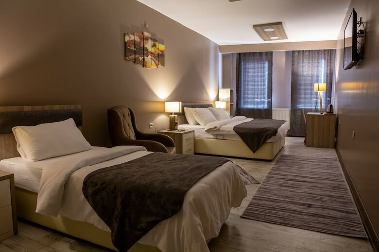 Hotel Staron Otel