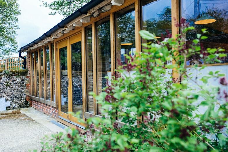 Byre Cottages And Cafe Museum