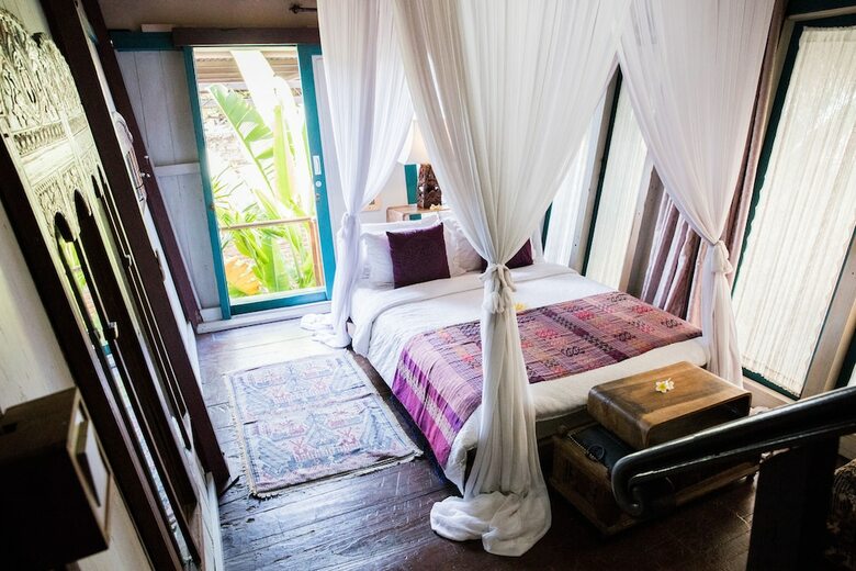 Hotel Rumah Lumbung