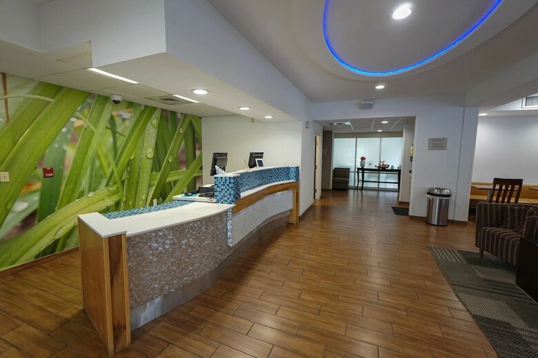 Hotel Springhill Suites By Marriott Savannah Midtown