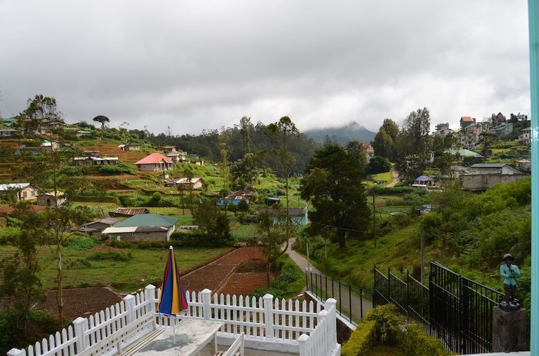 Hotel Golden Grove Villa