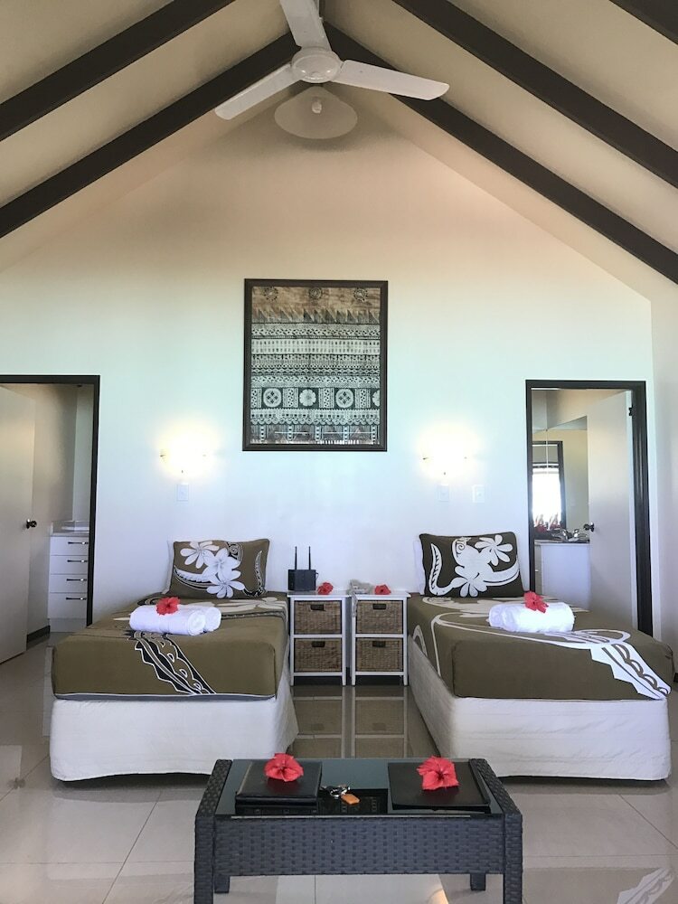 Villa Muri Shores