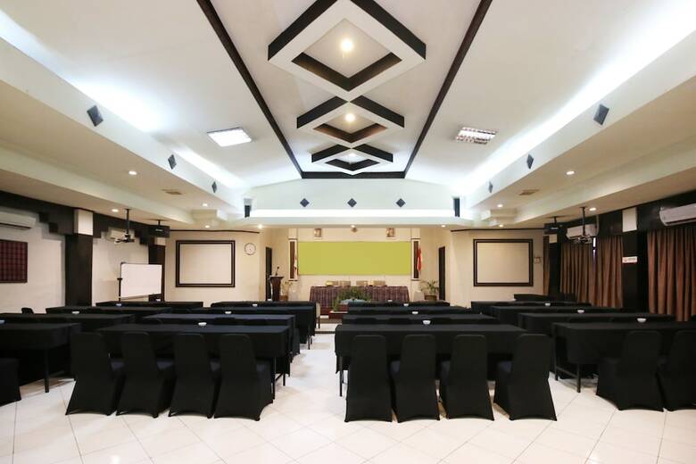 Hotel Airy Wajo Tentara Pelajar 50 Makassar