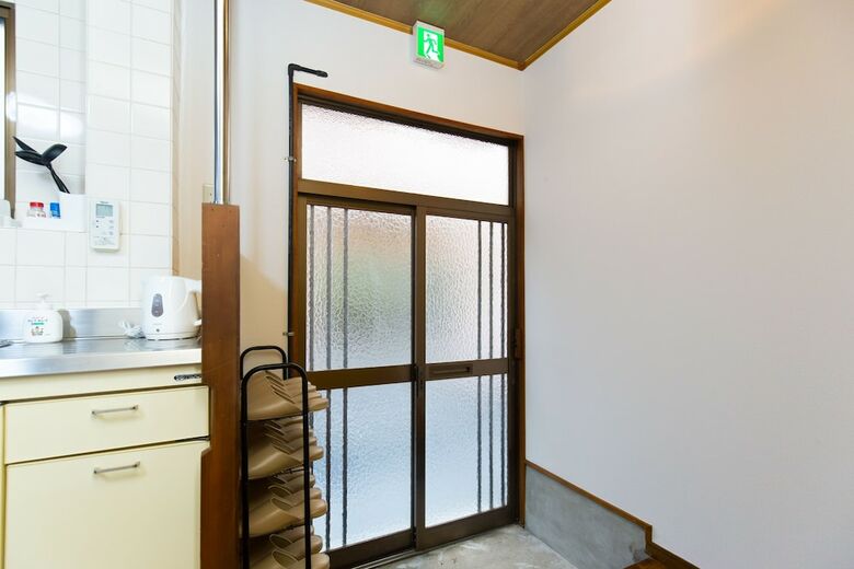 Guest House Osaka-jyou