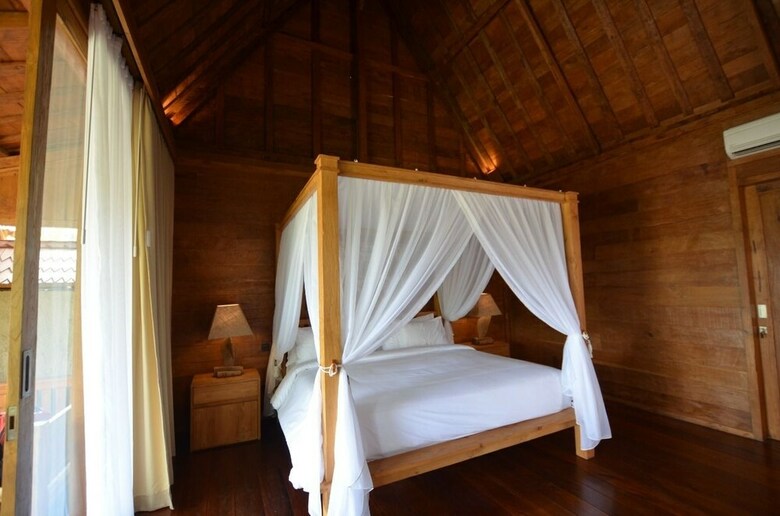Bed & Breakfast Taulan Villa And Restaurant