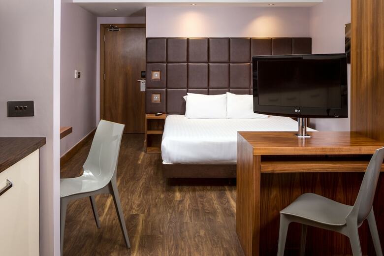 Apartamentos Roomzzz Leeds City