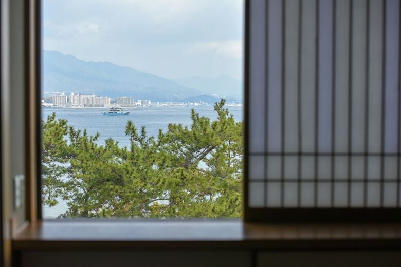 Hotel Miyajima Morinoyado Inn