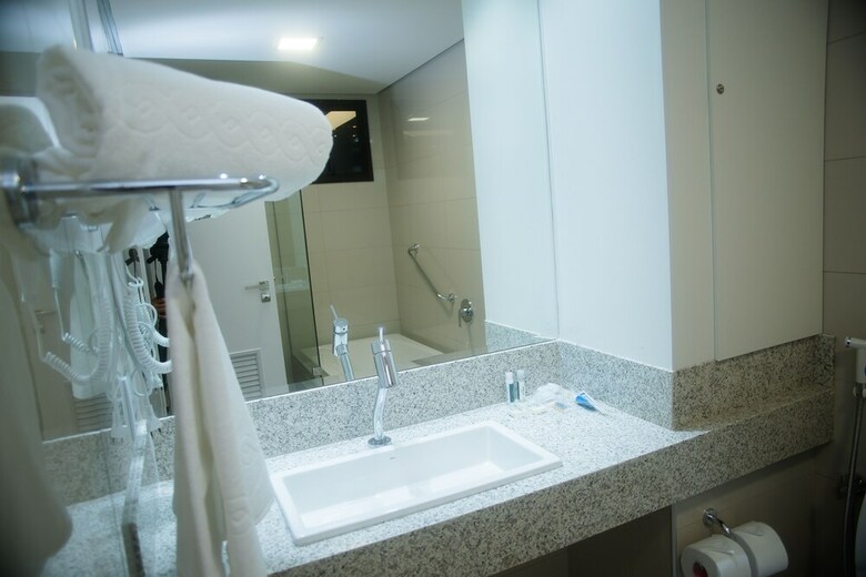 Hotel San Diego Su�tes