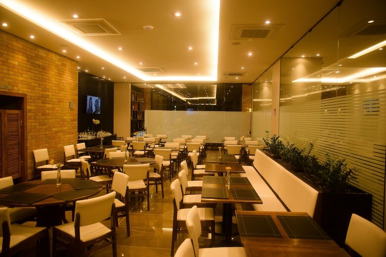 Hotel San Diego Su�tes