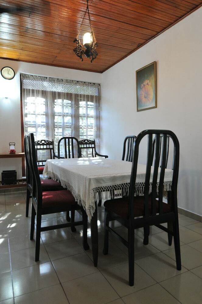Villa Sydney Homestay