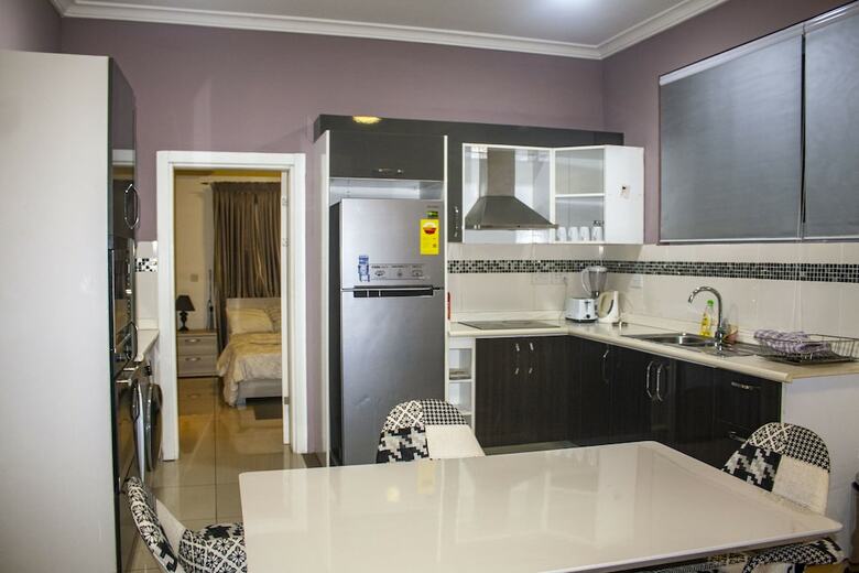 Apartamentos Sapphire Court