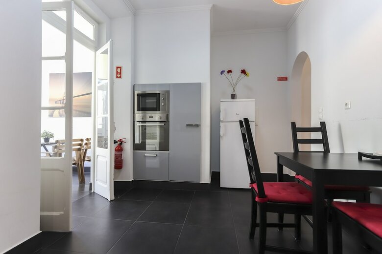 Lisbon Apartments In Anjos