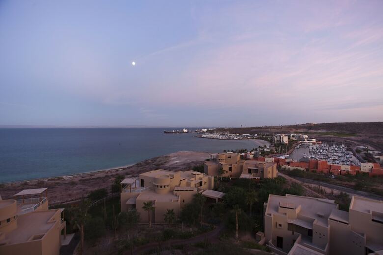 Aparthotel Puerta Cortes Residence Vistamar