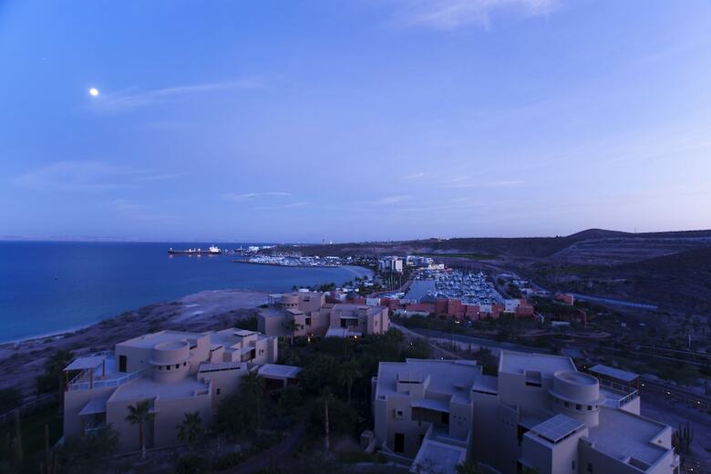 Aparthotel Puerta Cortes Residence Vistamar