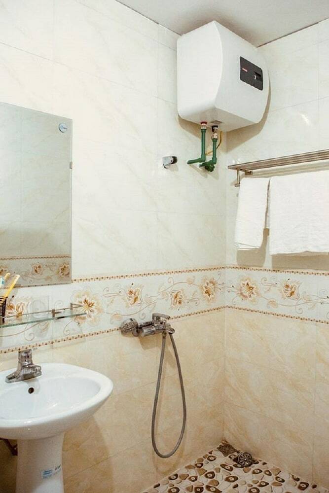 Hung Thinh Hotel